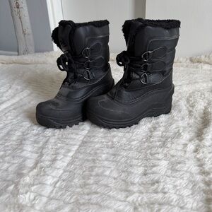 Itasca Black Kids Snow Boots